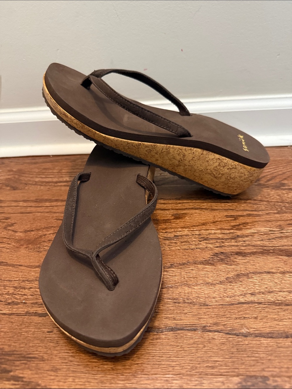 Sanuk Dark Brown Cork Wedge Flip Flop Sandals